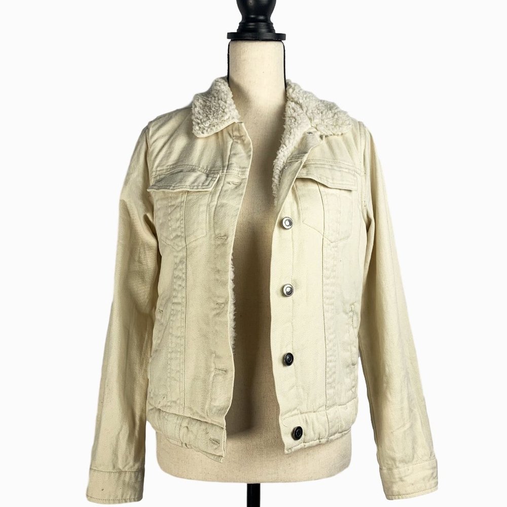 Fluffy Cream Jacket